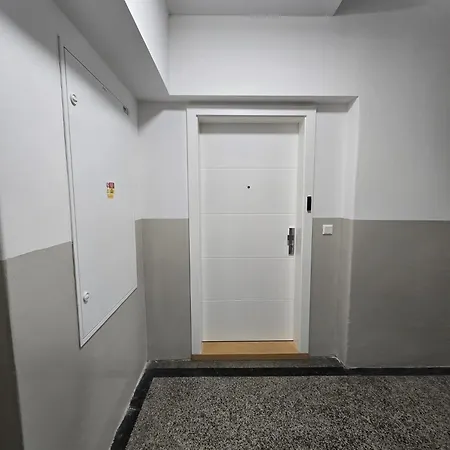 Park Apartamento Piest'any