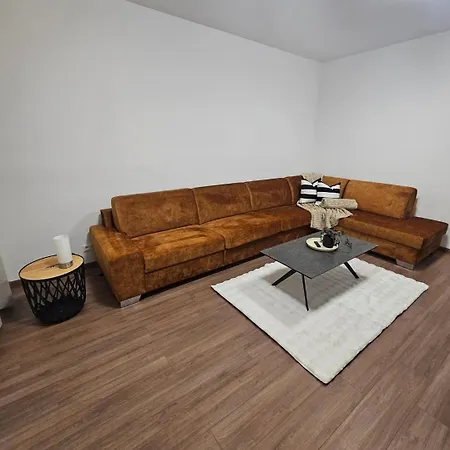 365 Park, Wallbox, Free Parking Appartement